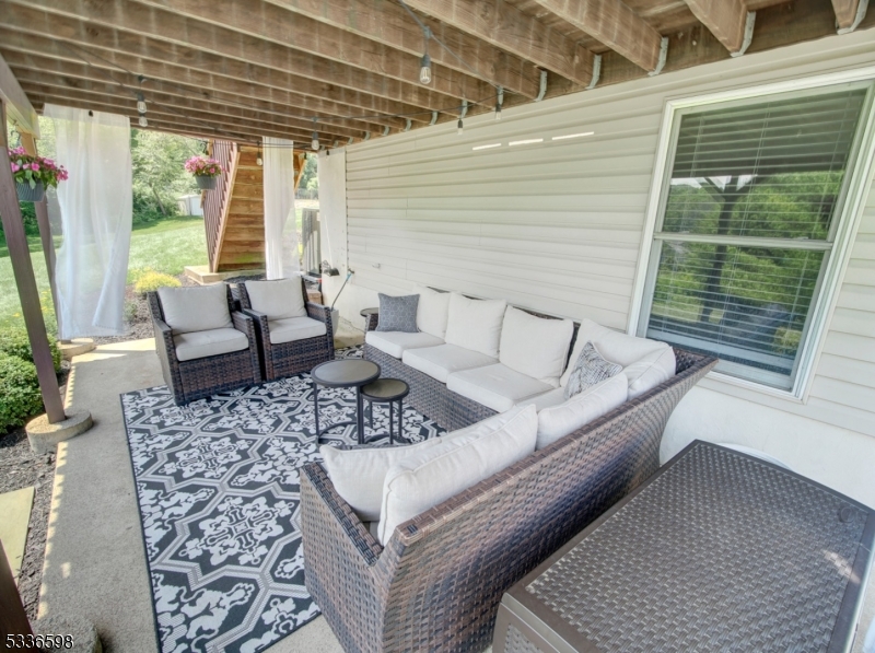 HUNTERS RIDGE - Residential