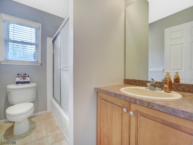 HUNTERS RIDGE - Residential