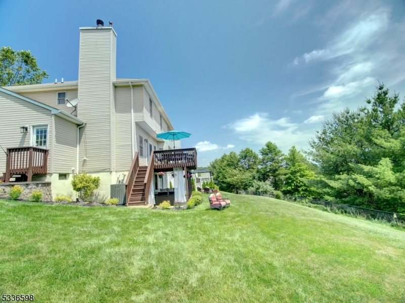 HUNTERS RIDGE - Residential