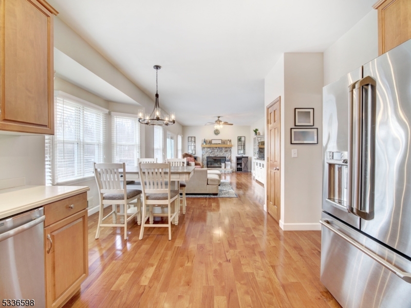 HUNTERS RIDGE - Residential