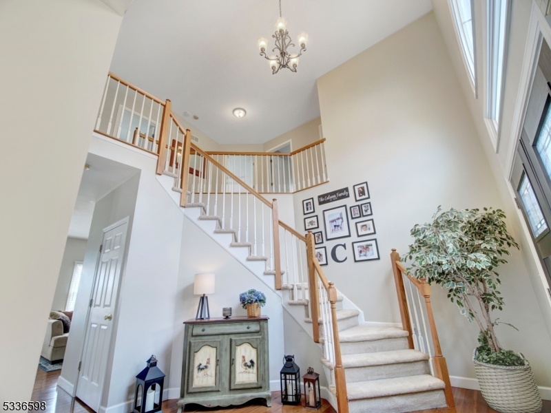 HUNTERS RIDGE - Residential