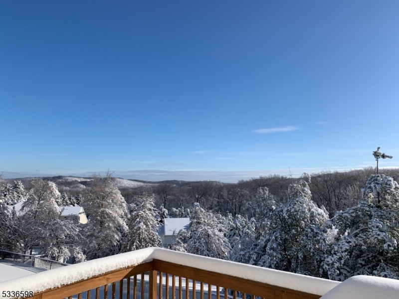 HUNTERS RIDGE - Residential