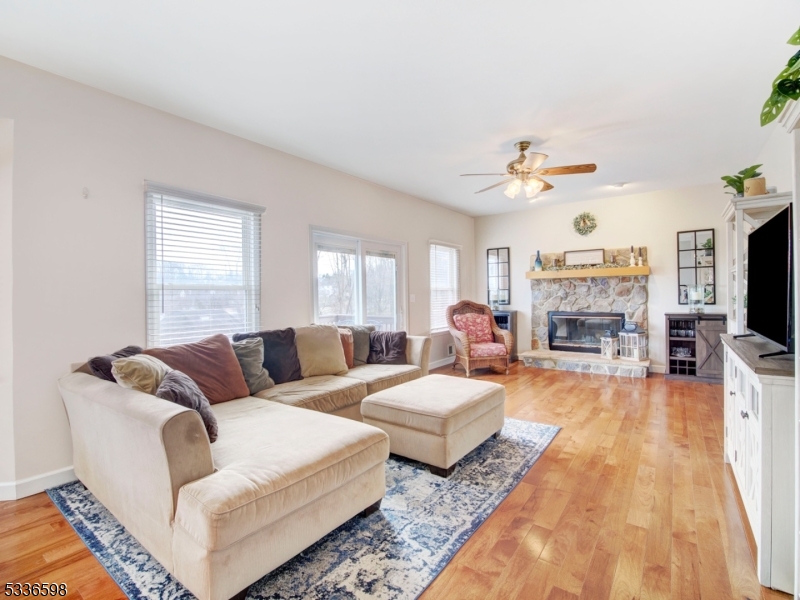 HUNTERS RIDGE - Residential