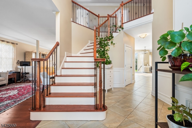 Stone Crest - Residential