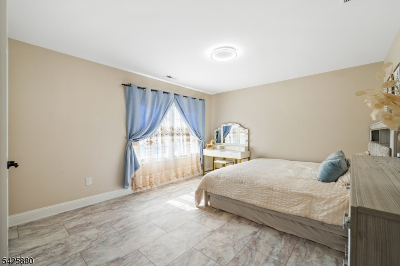 Stone Crest - Residential