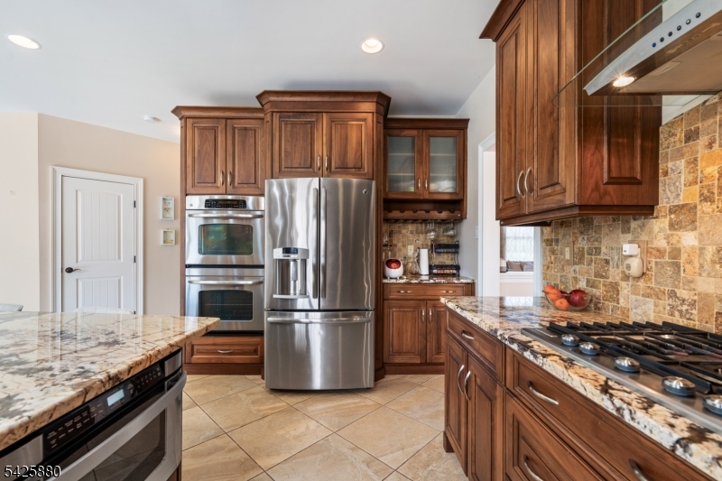 Stone Crest - Residential