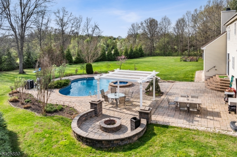 Stone Crest - Residential