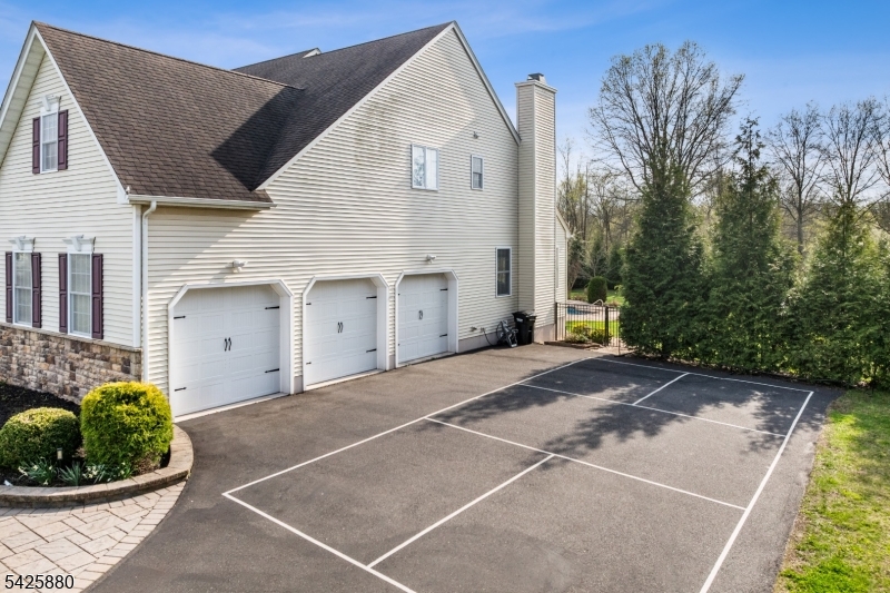 Stone Crest - Residential