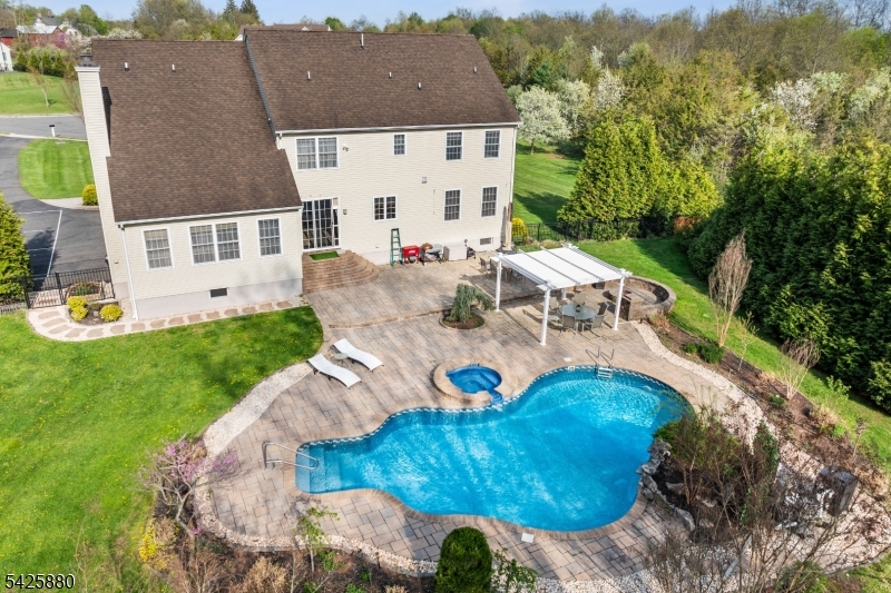 Stone Crest - Residential