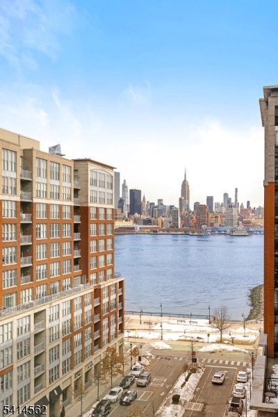 Maxwell - Residential