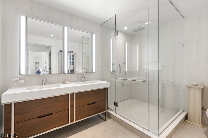 Maxwell - Residential