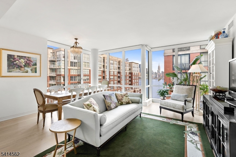 Maxwell - Residential