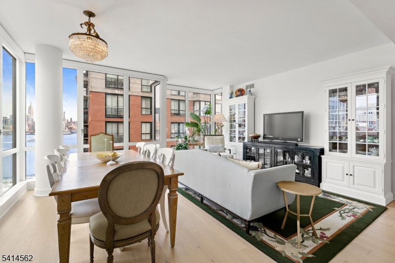 Maxwell - Residential