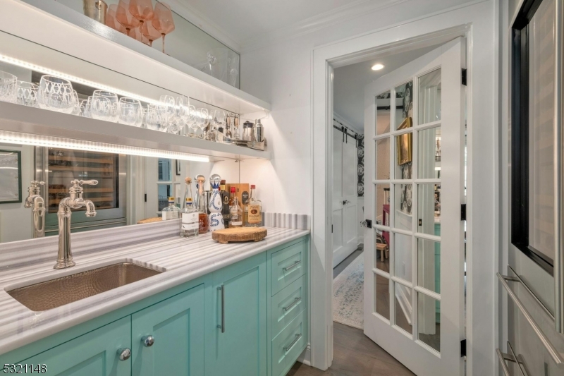 Hill Section - Residential