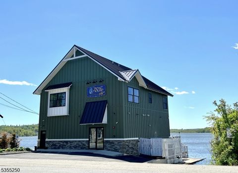 MLS: 3962190
