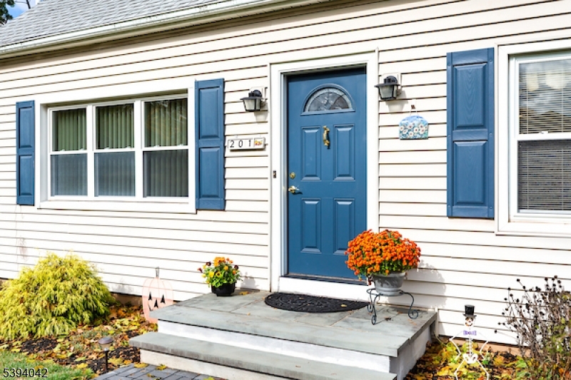 River Road - Residential