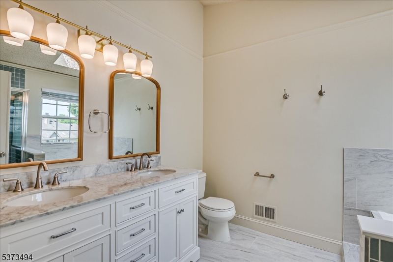 Beacon Hill - Residential