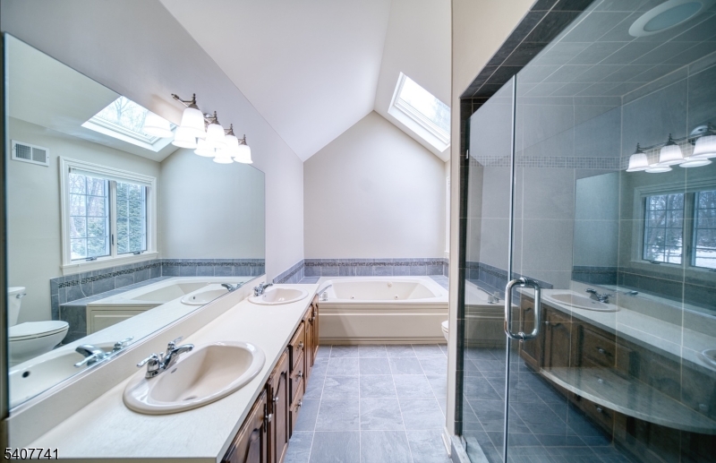 Rolling Hills - Residential