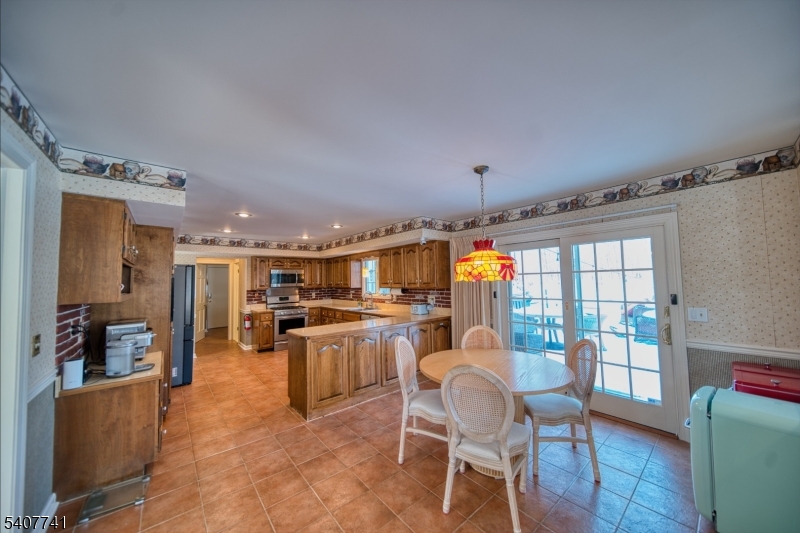 Rolling Hills - Residential