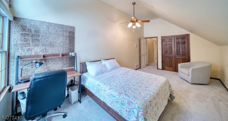 Rolling Hills - Residential