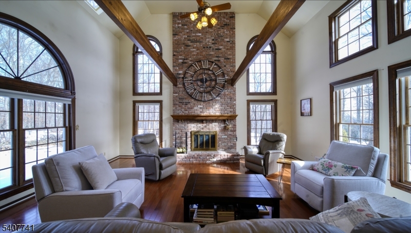 Rolling Hills - Residential