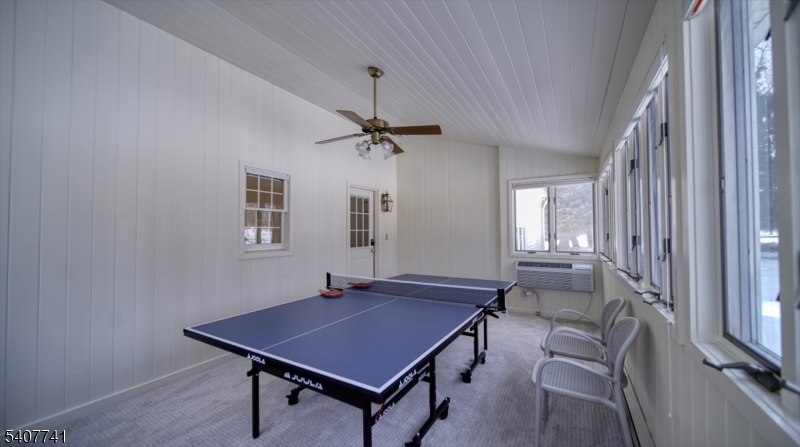 Rolling Hills - Residential