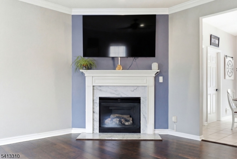 PANTHER VALLEY - Residential