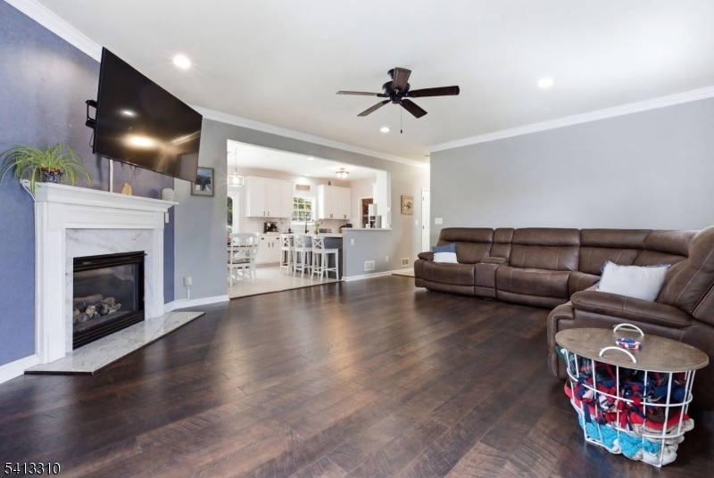 PANTHER VALLEY - Residential