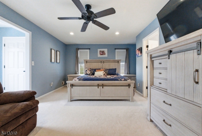 PANTHER VALLEY - Residential