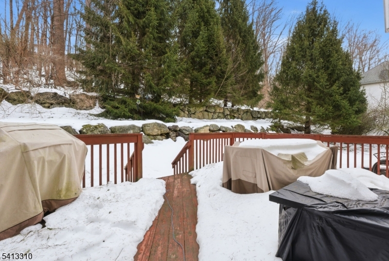 PANTHER VALLEY - Residential