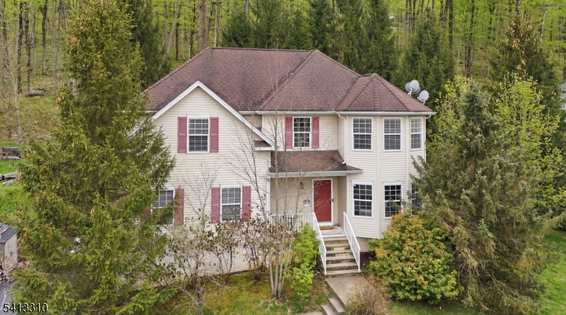 PANTHER VALLEY - Residential