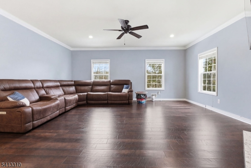 PANTHER VALLEY - Residential