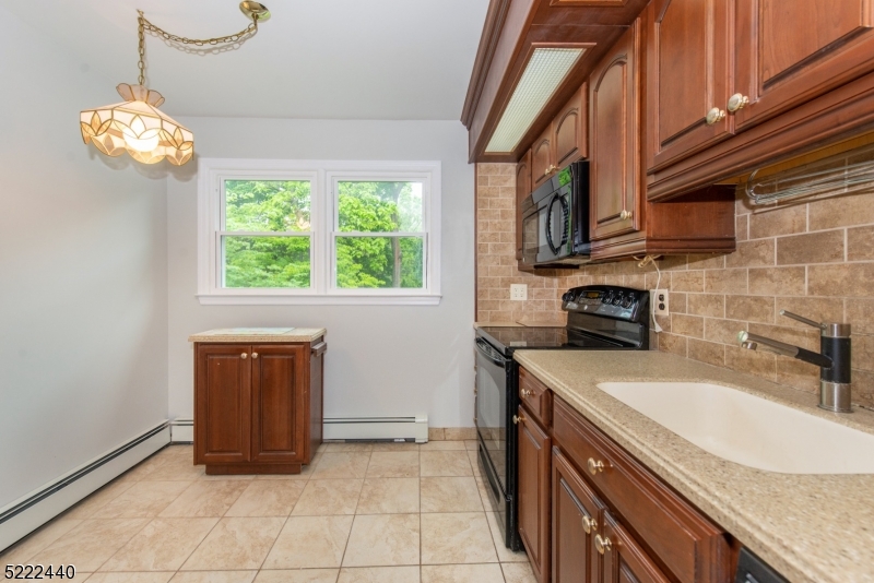 Lake Hiawatha - Residential Lease