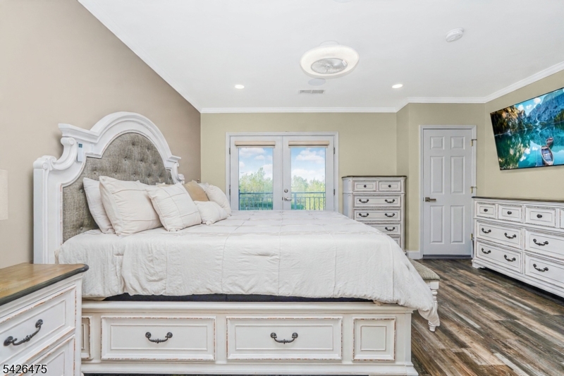 The Bayview - Residential