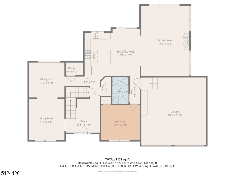 Main image without alt text