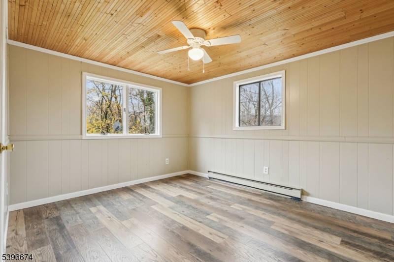 Pleasant Valley Lake - Residential