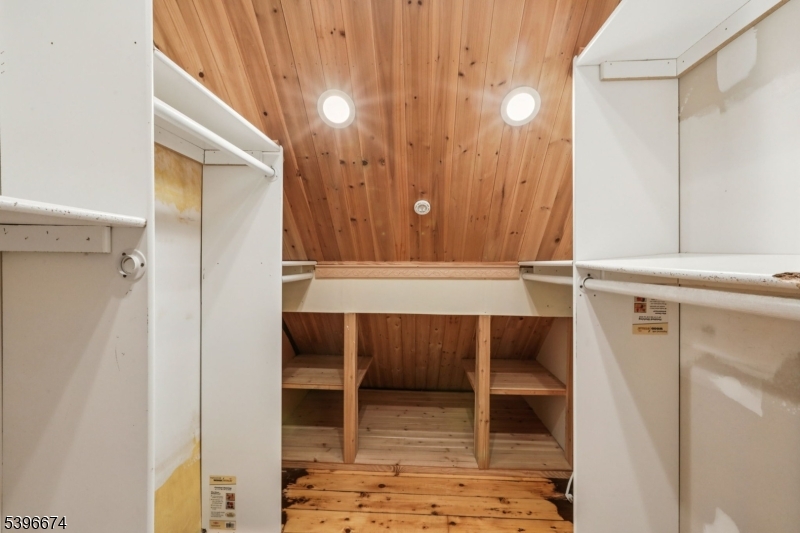 Pleasant Valley Lake - Residential