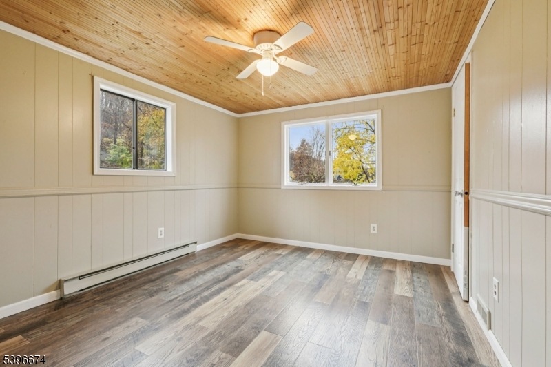 Pleasant Valley Lake - Residential