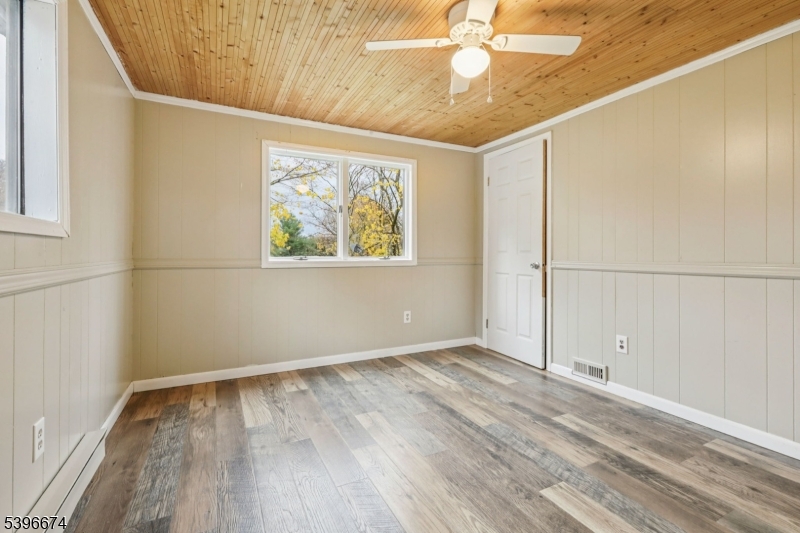 Pleasant Valley Lake - Residential