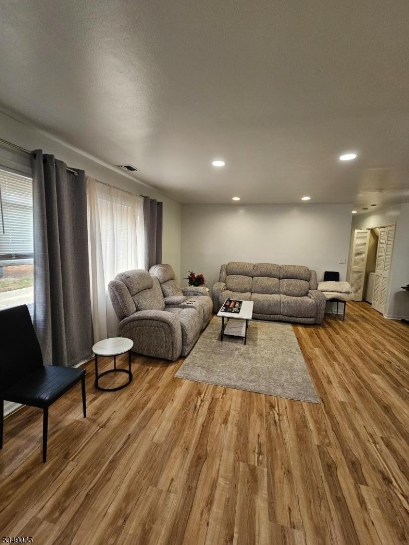 Hillcrest - Residential