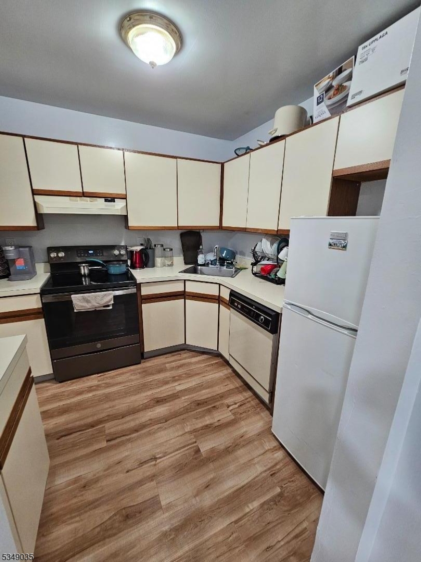 Hillcrest - Residential