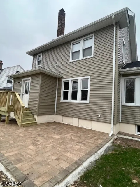 MLS: 3956563