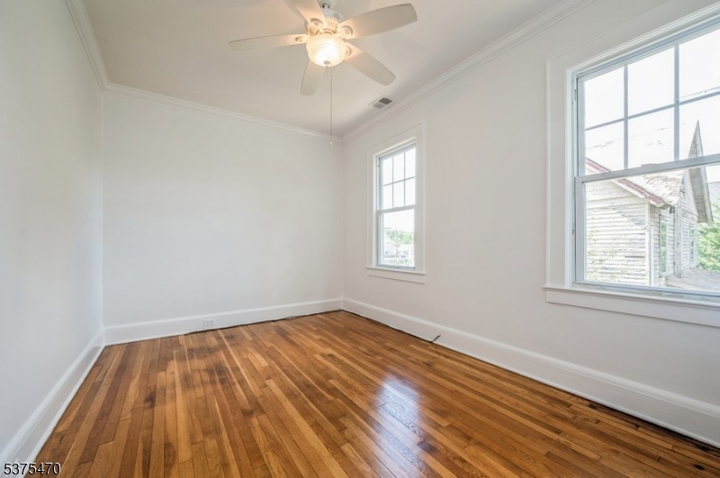 Somerville Boro, New Jersey 08876, United States, 2 Bedrooms Bedrooms, ,1 BathroomBathrooms,Residential,Pending,193848