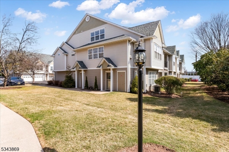 Clifton City, New Jersey 07012, United States, 3 Bedrooms Bedrooms, ,3 BathroomsBathrooms,Residential,Active,90084