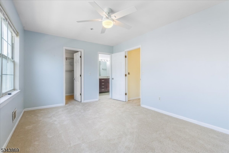 Clifton City, New Jersey 07012, United States, 3 Bedrooms Bedrooms, ,3 BathroomsBathrooms,Residential,Active,90084