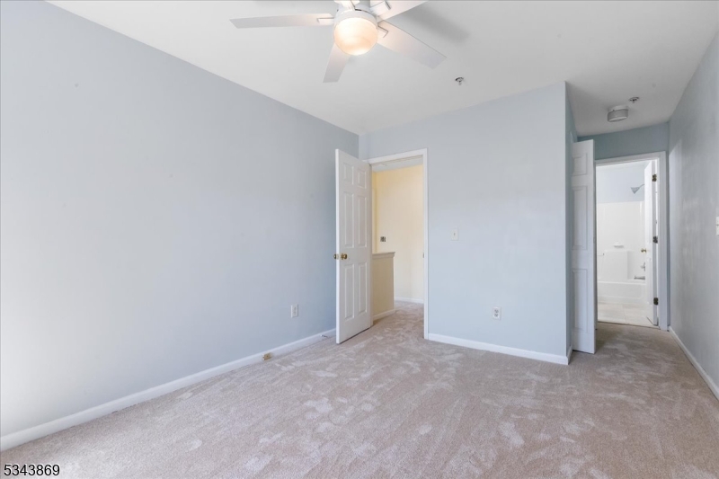 Clifton City, New Jersey 07012, United States, 3 Bedrooms Bedrooms, ,3 BathroomsBathrooms,Residential,Active,90084