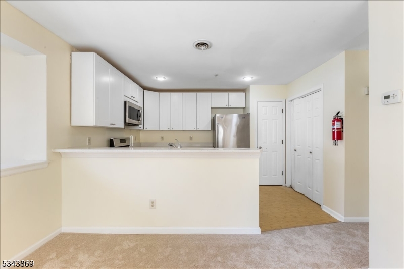 Clifton City, New Jersey 07012, United States, 3 Bedrooms Bedrooms, ,3 BathroomsBathrooms,Residential,Active,90084