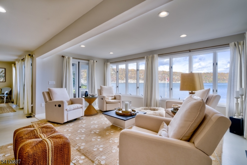 Green Pond - Residential