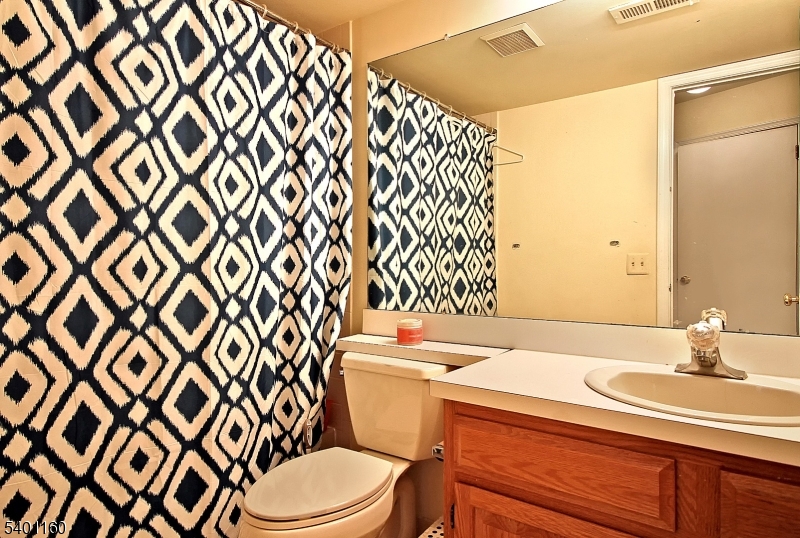 Crestmont - Residential Lease