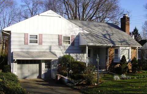 4 Fern Ave, Mount Olive Twp., NJ 07828 - #: 4000307